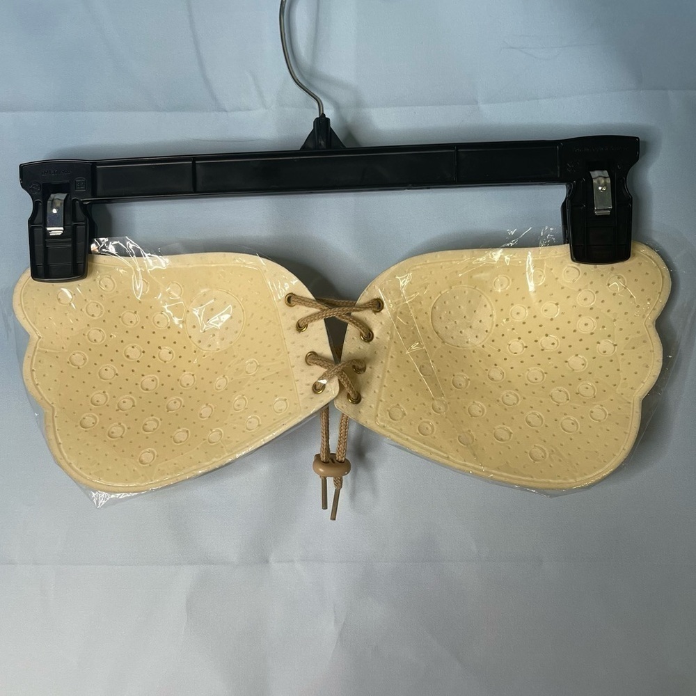Strapless & Backless Bra with Adhesive Silicone Size C Nude - Picture 3 of 4